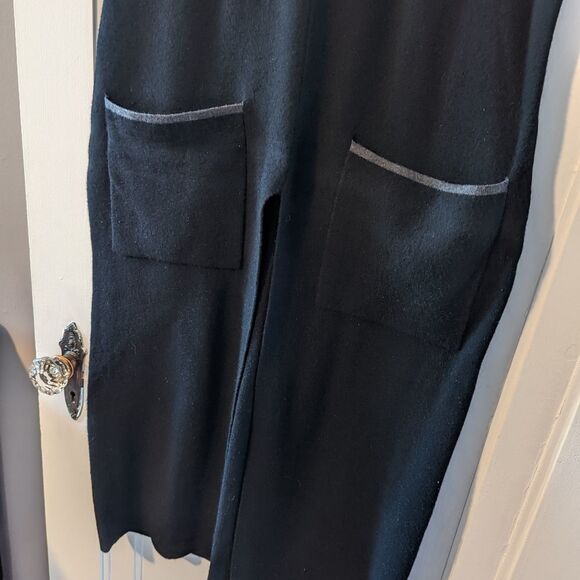 NWOT Tahari sleeveless sweater - Picture 5 of 9